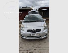 Toyota Vitz 3 Plugs