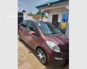 Toyota Vitz For Sale 3Plugs