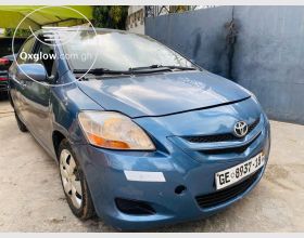 Toyota Yaris 2010 Model