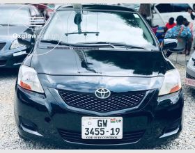 Toyota Yaris 2010 Model