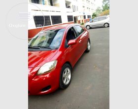 Toyota Yaris 2010 Model