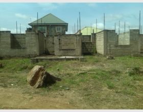 Uncompleted 3 bedroom apartment for sale at Amasaman Sarpeiman. 