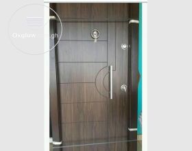 Universal Locks & Hardware
